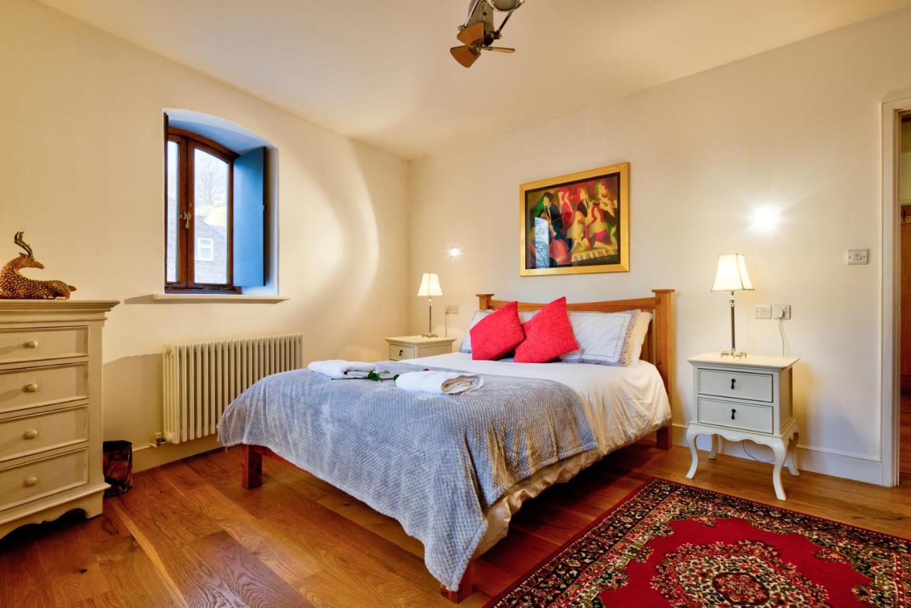 Stylish Town Centre Stay - 2-Bed Luxury Suite With Wifi Stamford Exterior photo